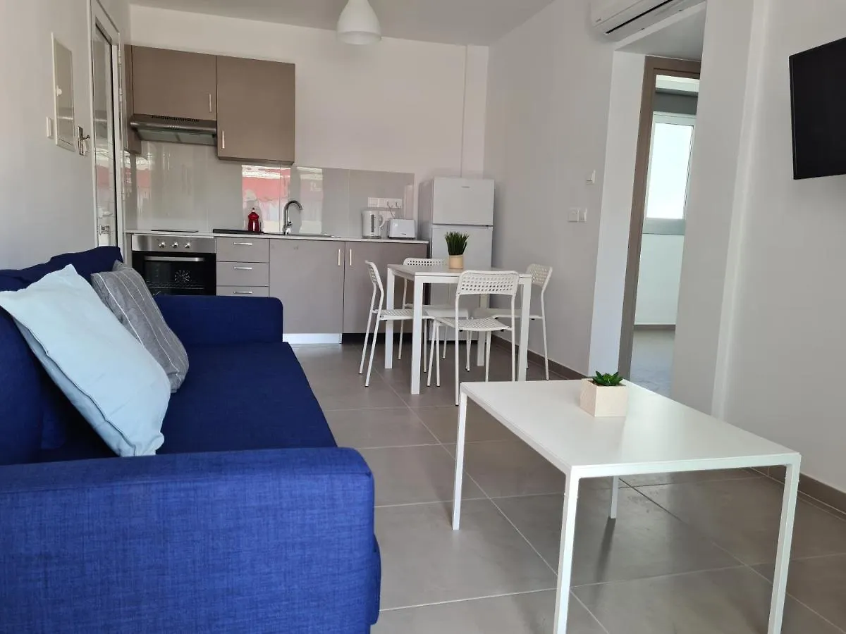 Tefkrou Anthia 9 Apts Agia Napa Zypern